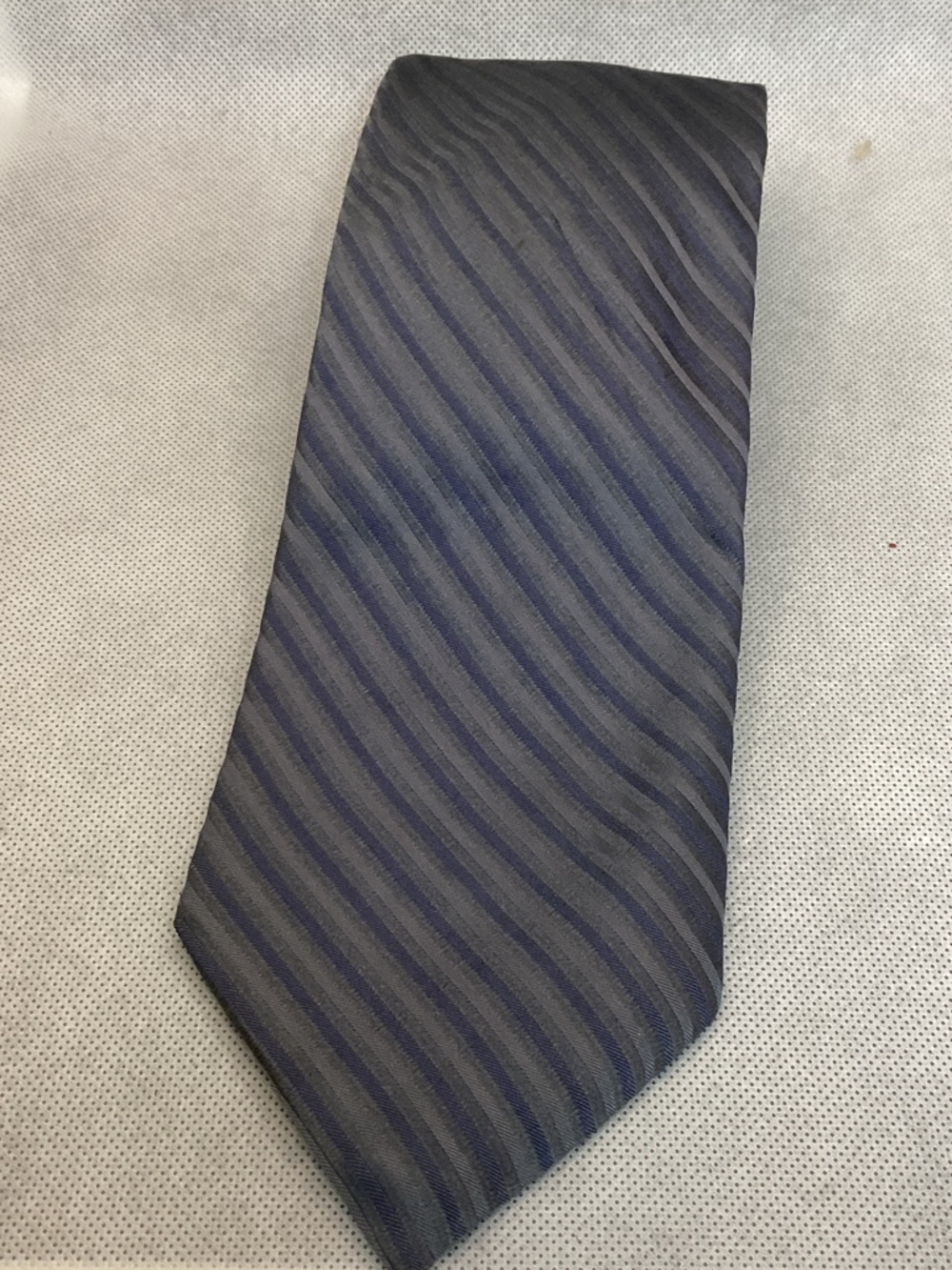 Calvin Klein CK 100% Silk Tie Gray Blue Striped Classic Mens Necktie